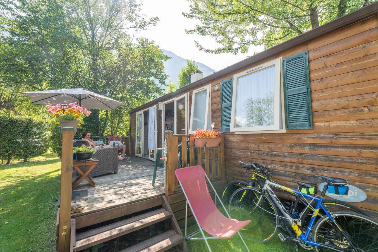 Camping Le Colporteur Ξενοδοχείο Le Bourg-dʼOisans Εξωτερικό φωτογραφία
