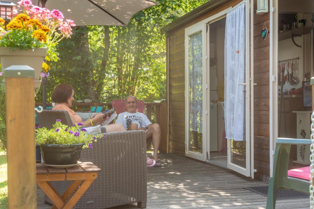 Camping Le Colporteur Ξενοδοχείο Le Bourg-dʼOisans Εξωτερικό φωτογραφία