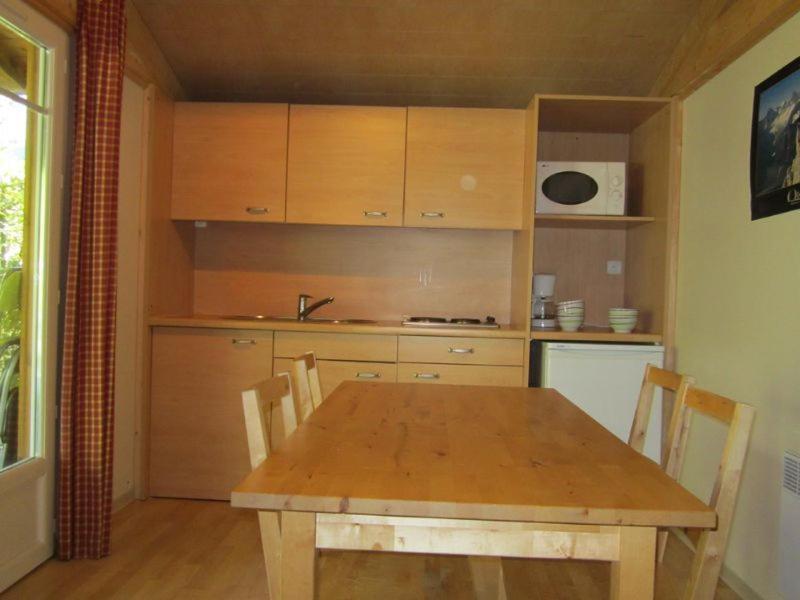 Camping Le Colporteur Ξενοδοχείο Le Bourg-dʼOisans Εξωτερικό φωτογραφία