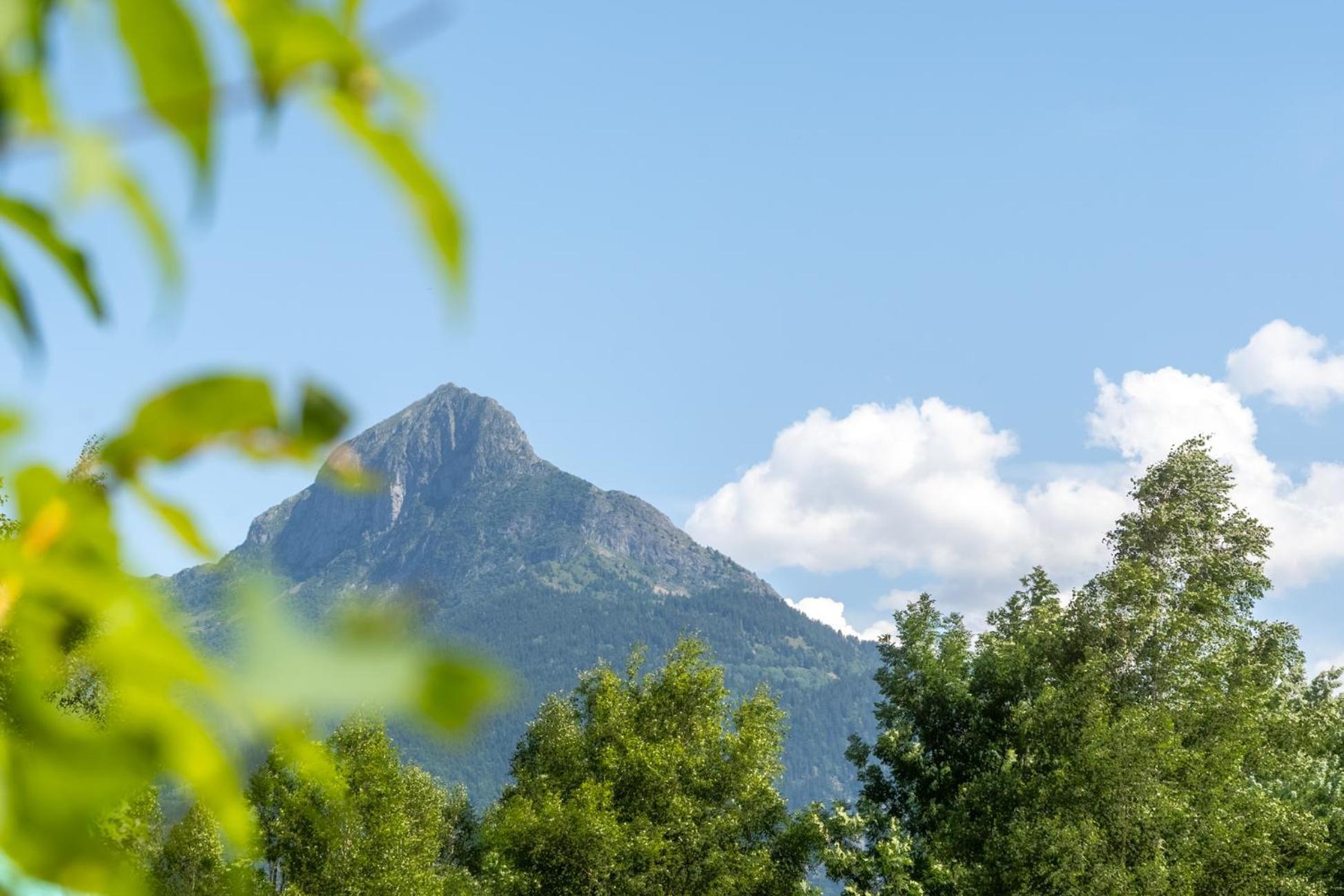 Camping Le Colporteur Ξενοδοχείο Le Bourg-dʼOisans Εξωτερικό φωτογραφία