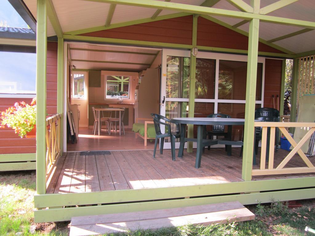 Camping Le Colporteur Ξενοδοχείο Le Bourg-dʼOisans Εξωτερικό φωτογραφία