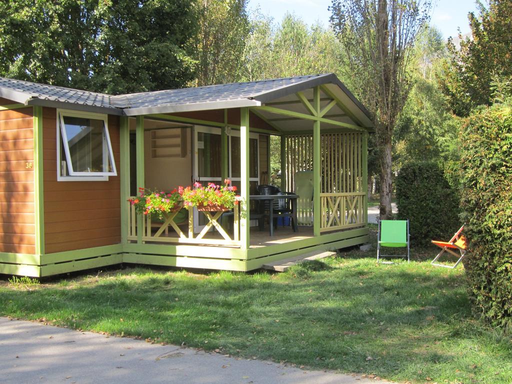 Camping Le Colporteur Ξενοδοχείο Le Bourg-dʼOisans Εξωτερικό φωτογραφία