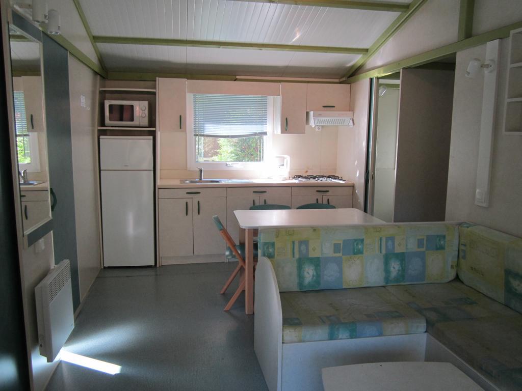 Camping Le Colporteur Ξενοδοχείο Le Bourg-dʼOisans Εξωτερικό φωτογραφία